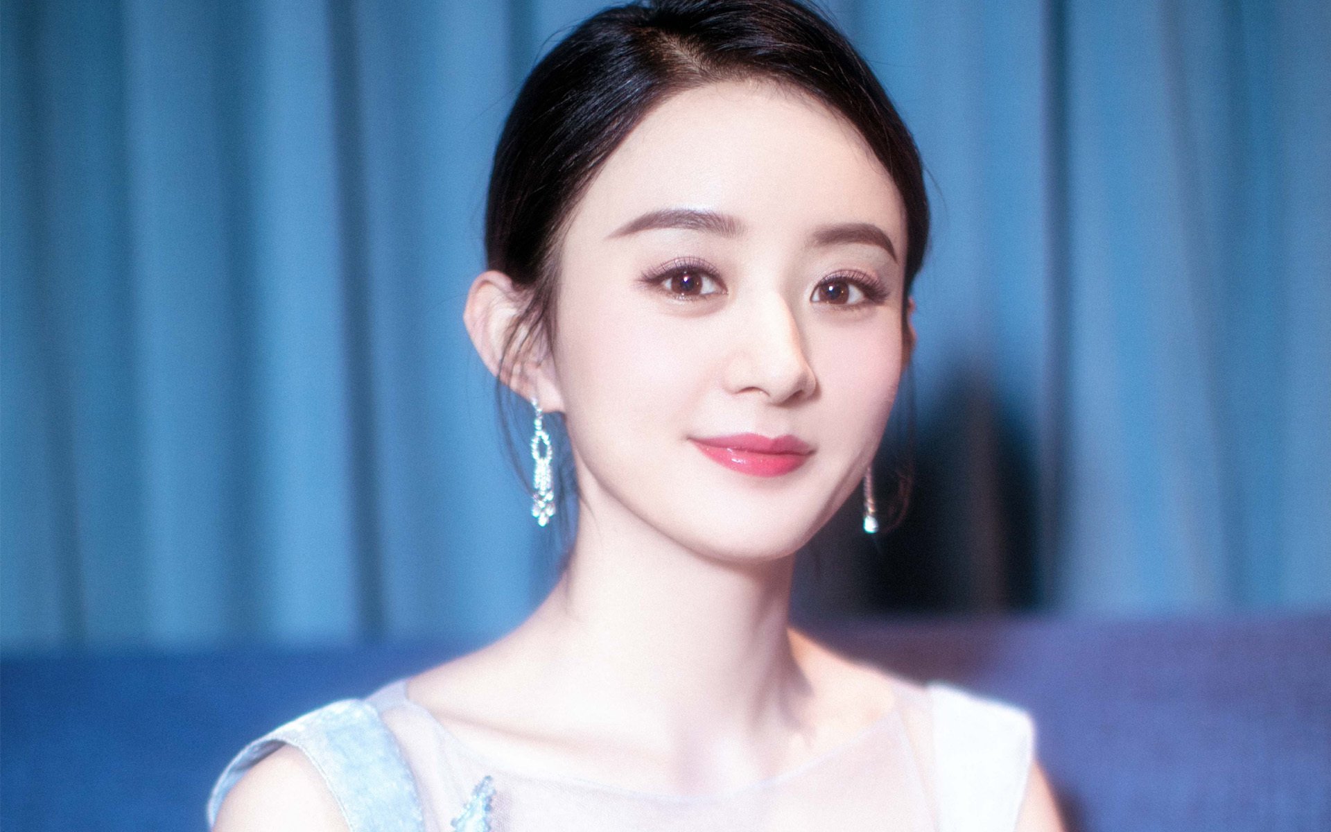 开云体育平台APP-公益影像：明星运动员的慈善之旅，体育明星做公益